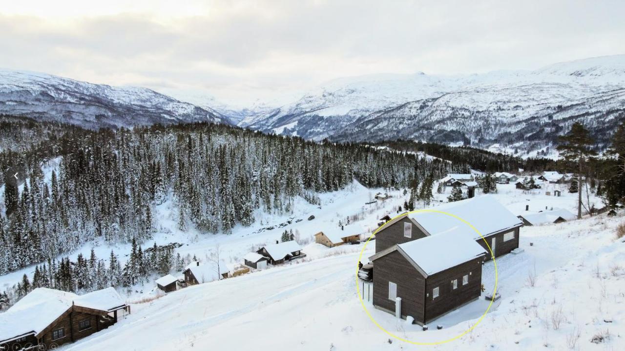 Tiny Mountain Cabin With A Panoramic View Giljane Екстериор снимка