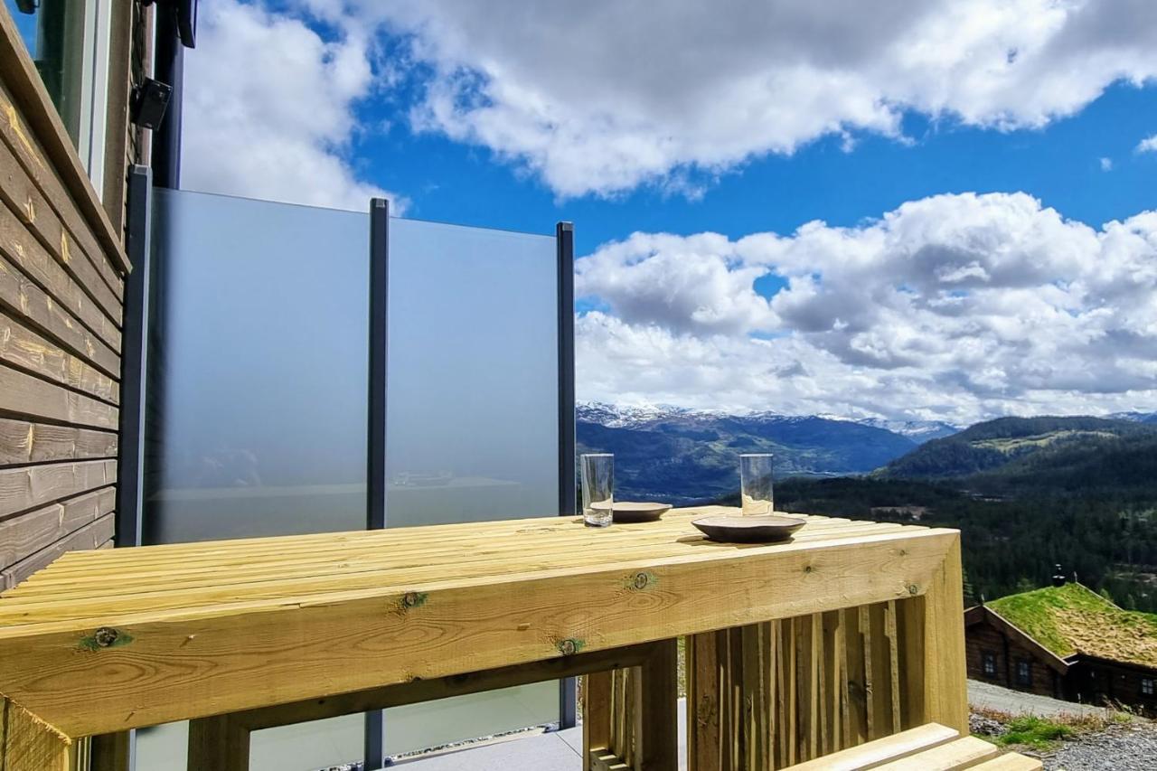 Tiny Mountain Cabin With A Panoramic View Giljane Екстериор снимка